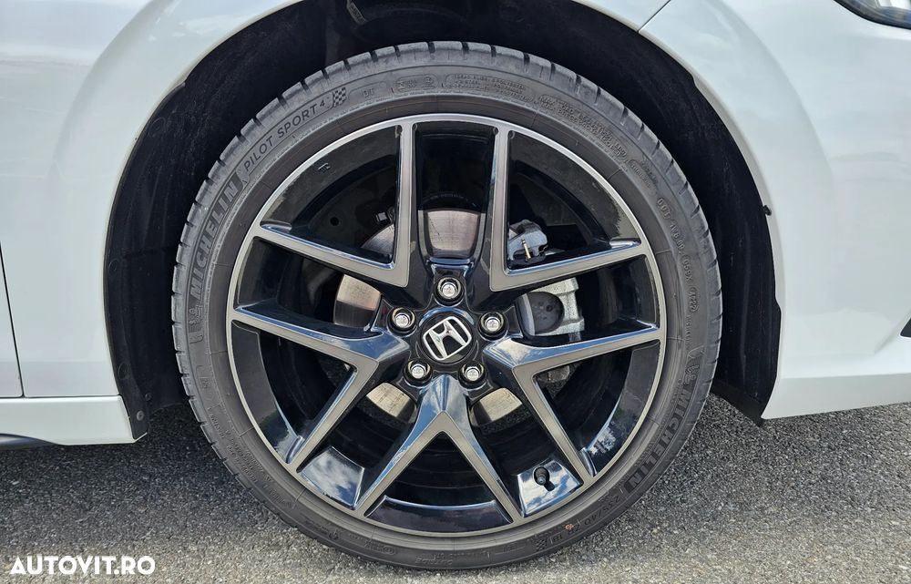 Honda Civic 2.0 e:HEV E-CVT Advance - 17