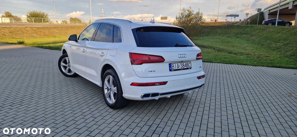 Audi Q5 55 TFSI e Quattro S Line S tronic - 4