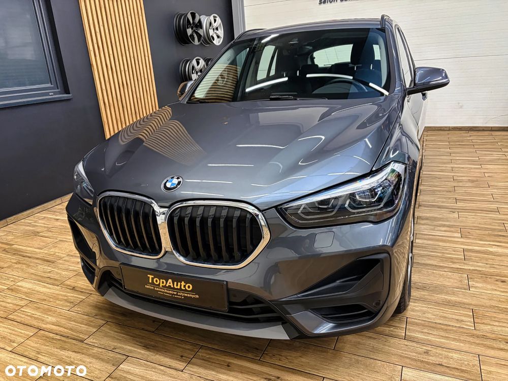 BMW X1 sDrive20i Advantage - 13