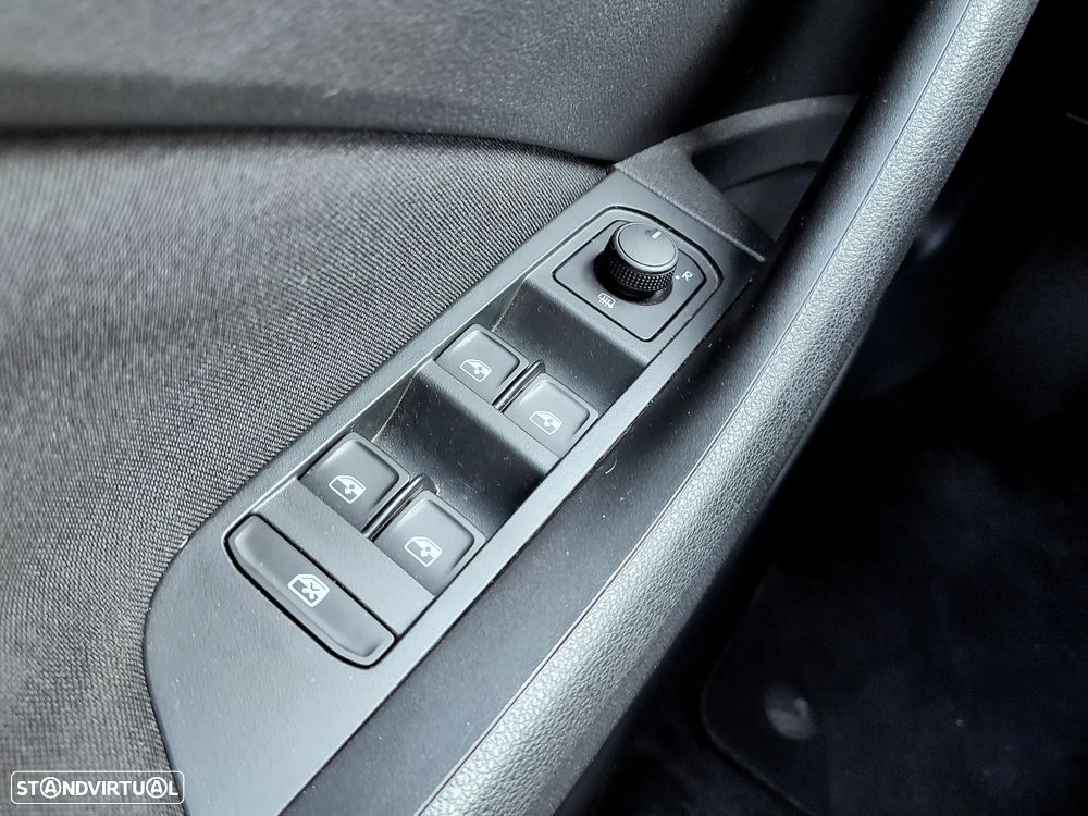 Skoda Kamiq 1.0 TSI Style DSG - 25