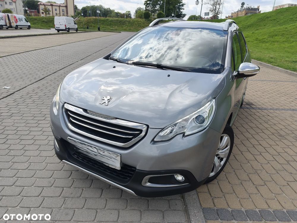 Peugeot 2008 1.2 Pure Tech Style EU6 - 3