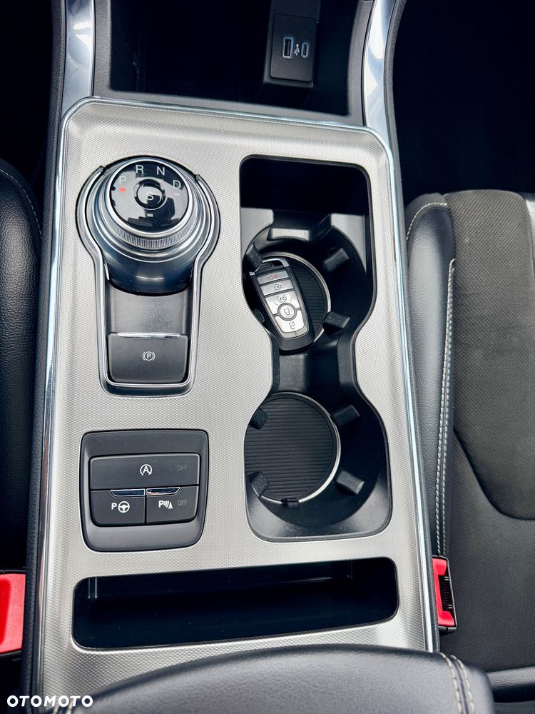 Ford Edge - 28