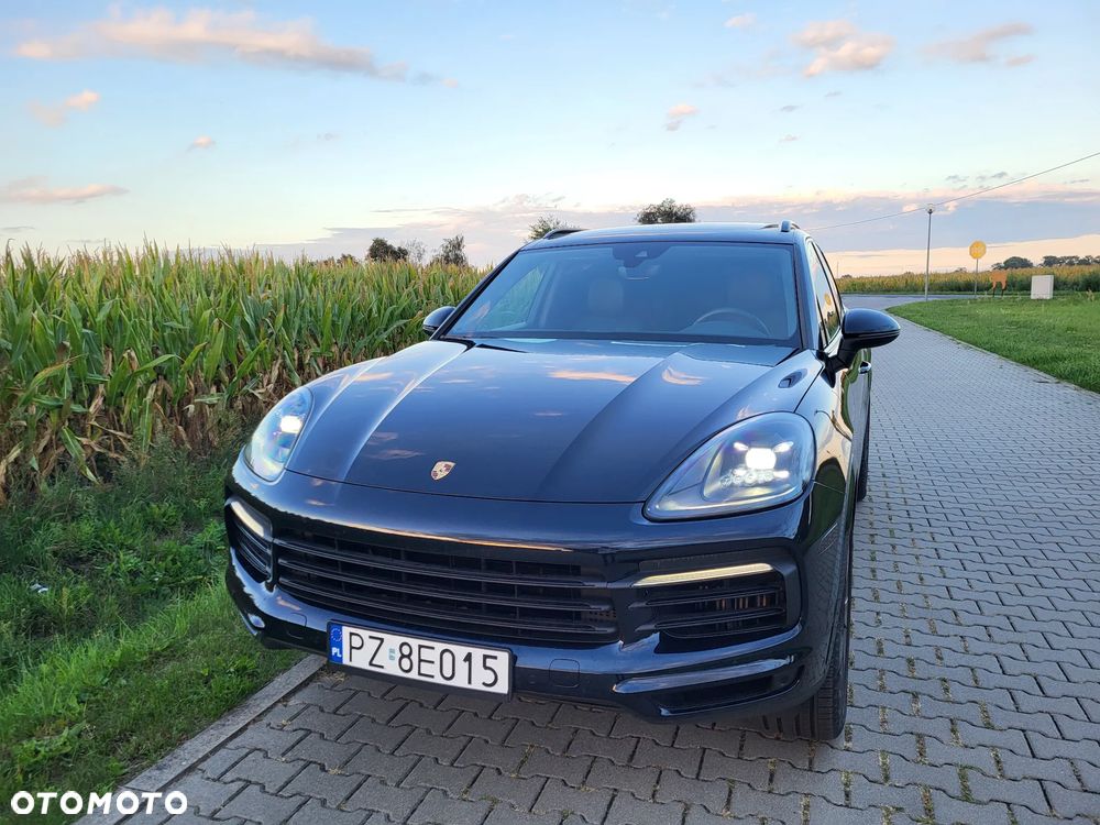 Porsche Cayenne Standard - 4