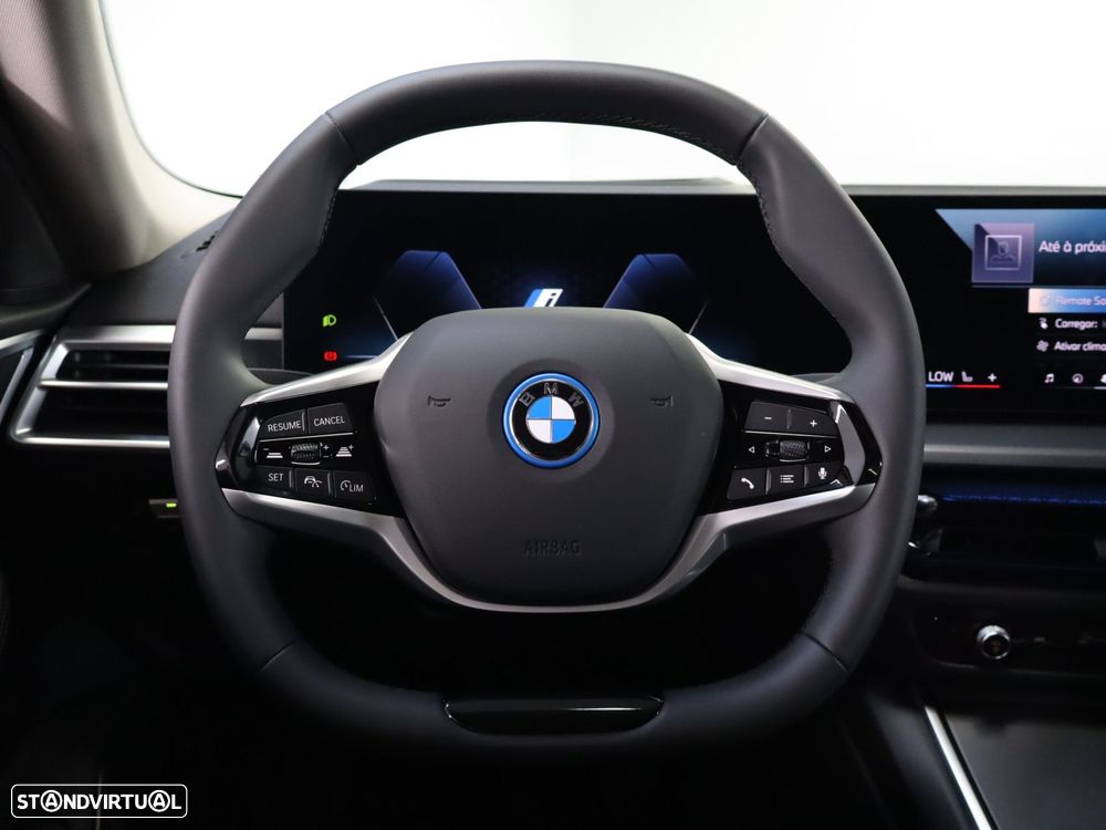 BMW i4 eDrive40 - 13
