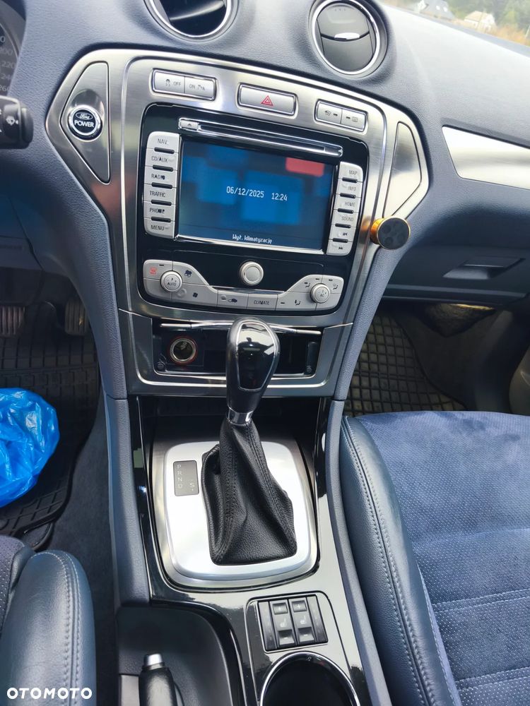 Ford Mondeo 2.0 TDCi Titanium - 21