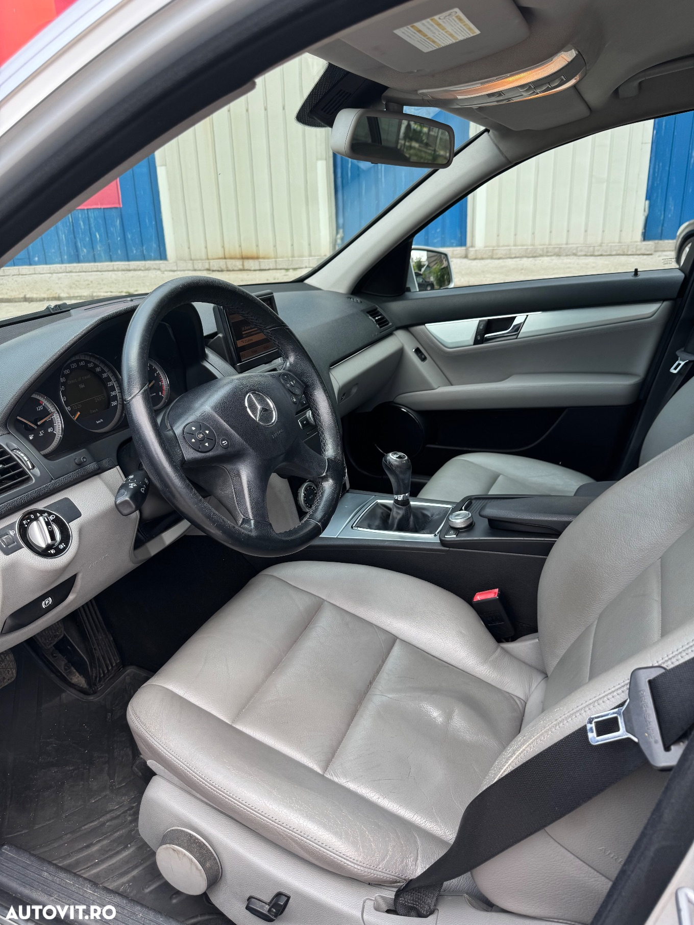 Mercedes-Benz C 180 K BlueEfficiency T-modell - 3