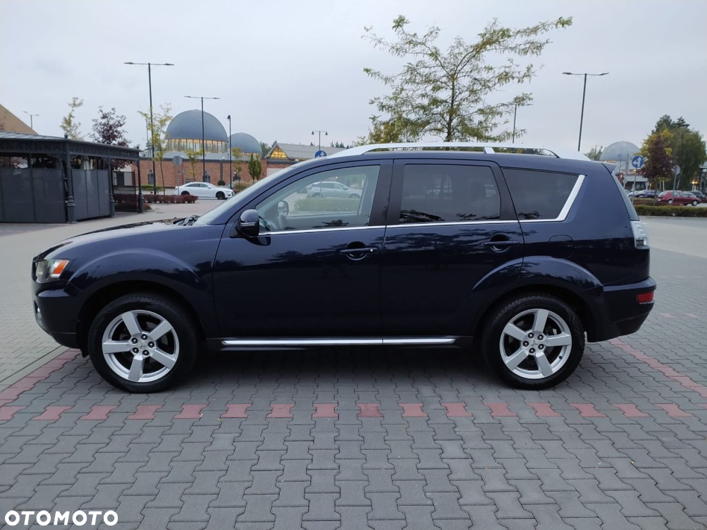 Mitsubishi Outlander 2.0 2WD Invite - 4
