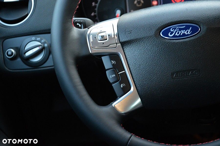 Ford Mondeo 2.0 EcoBoost Titanium S - 28