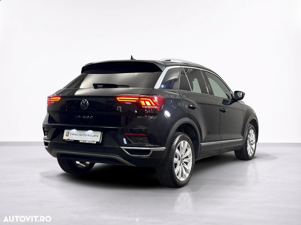 Volkswagen T-Roc - 6