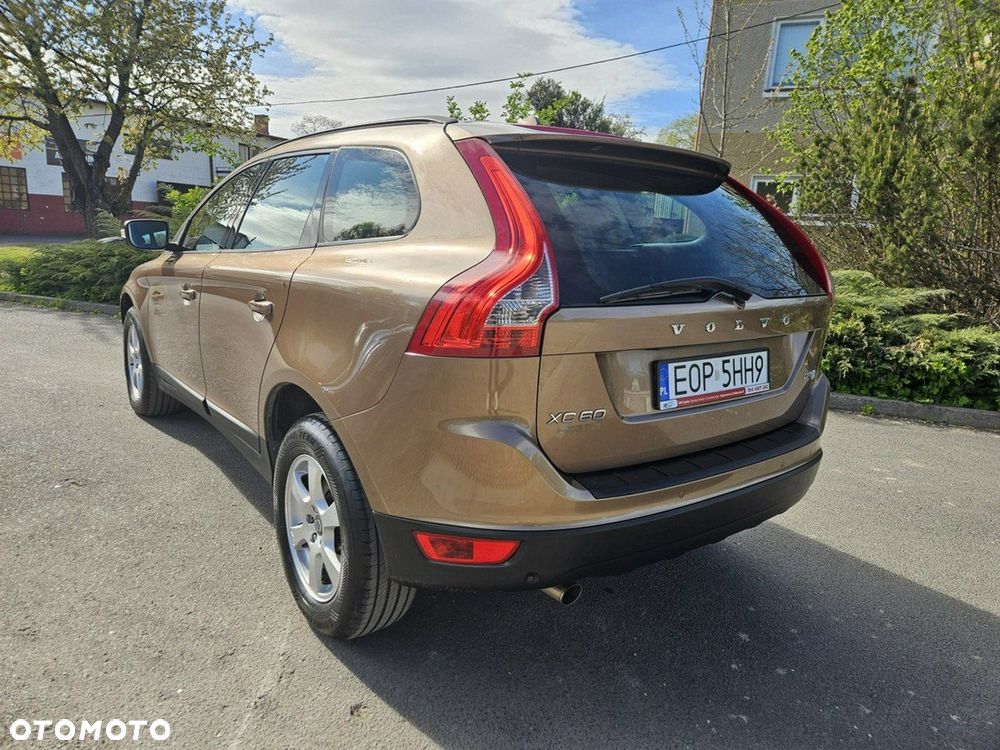 Volvo XC 60 D3 Momentum - 5