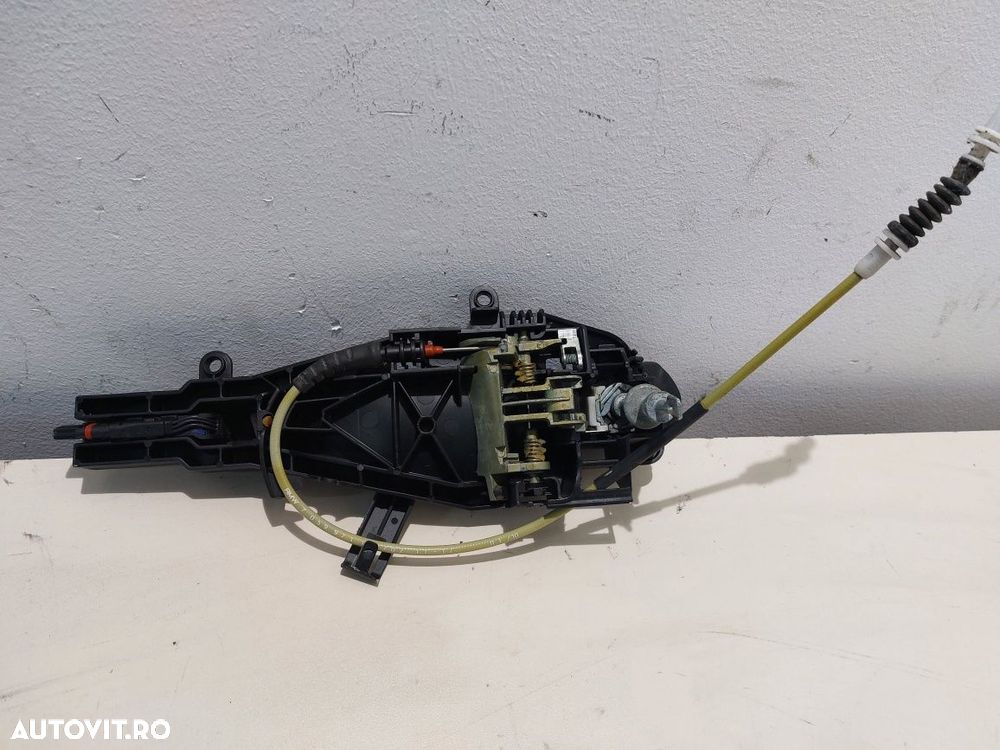 Mâner stânga față, BMW E90 - 3