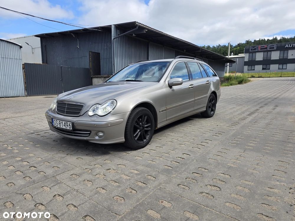 Mercedes-Benz Klasa C 220 T CDI Avantgarde - 2