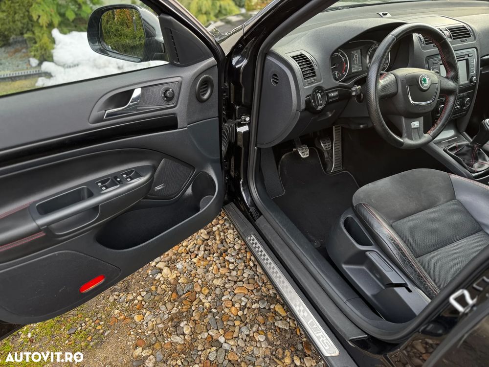 Skoda Octavia 2.0 TFSI RS - 7