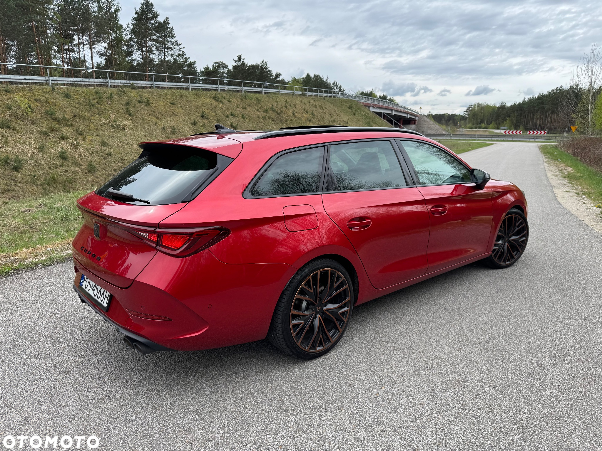 Cupra Leon Sportstourer 2.0 TSI 4Drive DSG VZ - 9