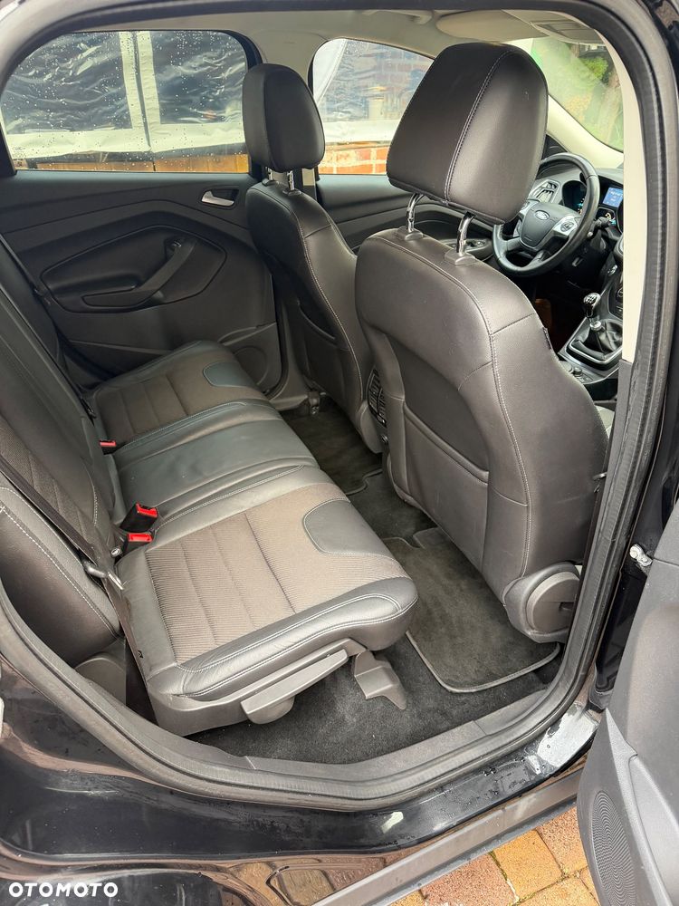 Ford Kuga 2.0 TDCi 4x4 Titanium - 11