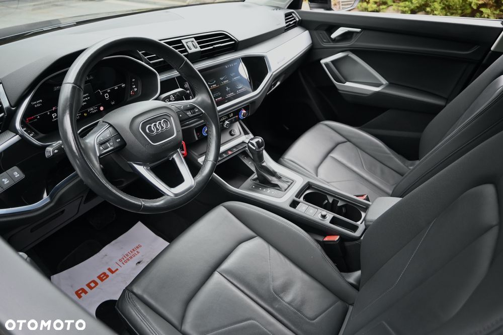 Audi Q3 Sportback 35 TDI S tronic S line - 17