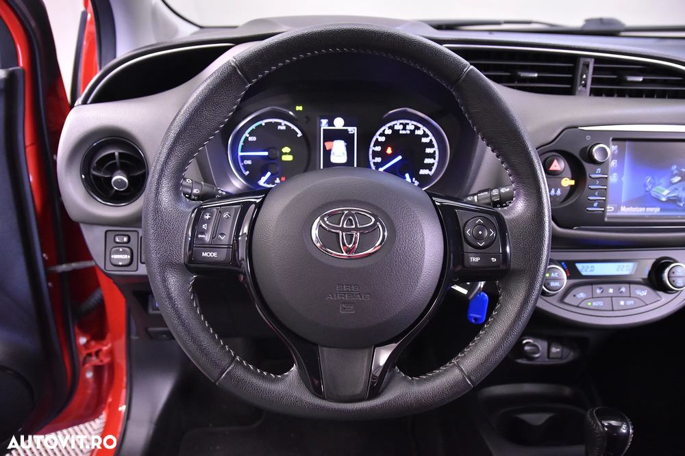 Toyota Yaris - 16