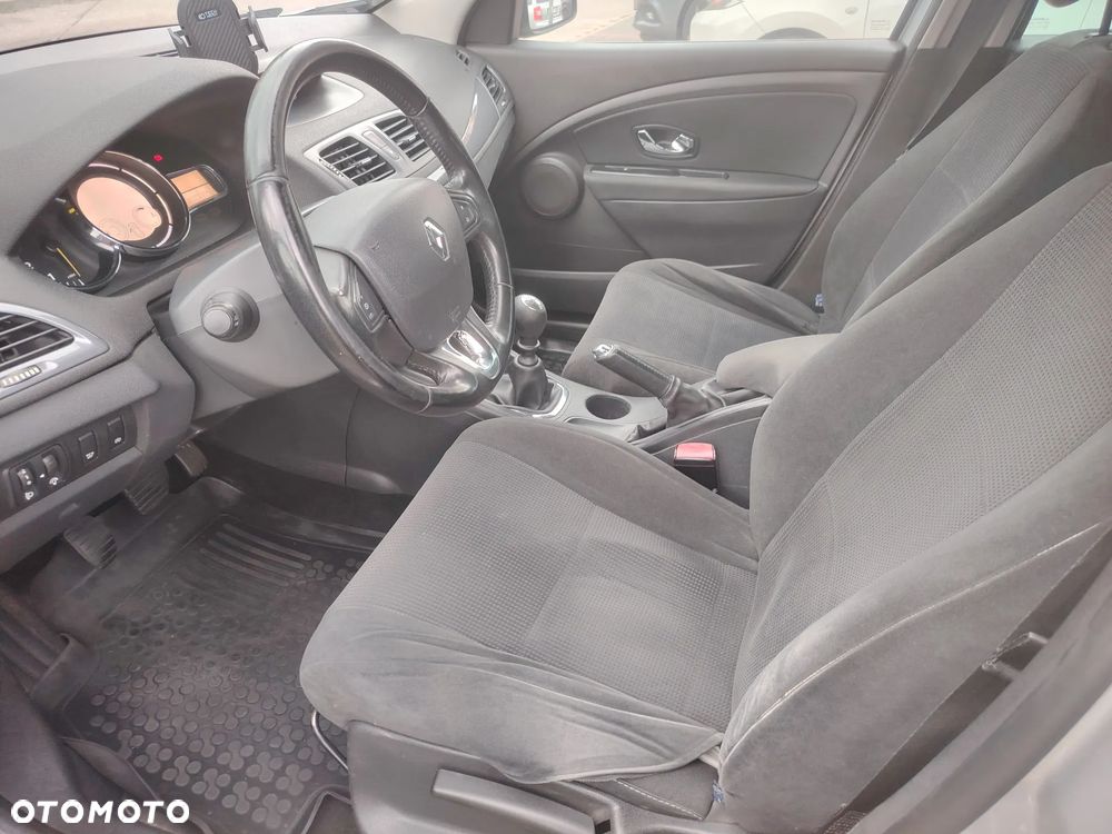 Renault Megane 1.5 dCi Energy Limited EU6 - 12