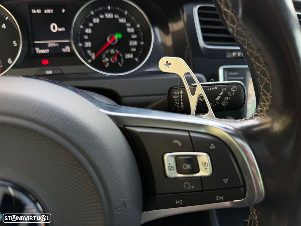 VW Golf 2.0 TDI GTD DSG - 26