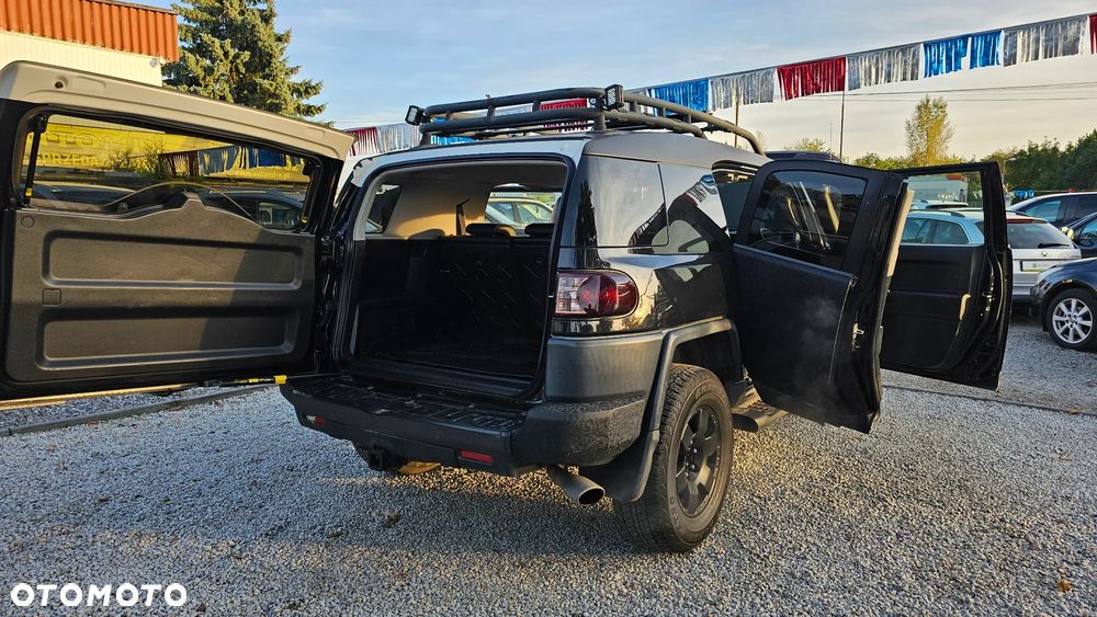 Toyota FJ - 14