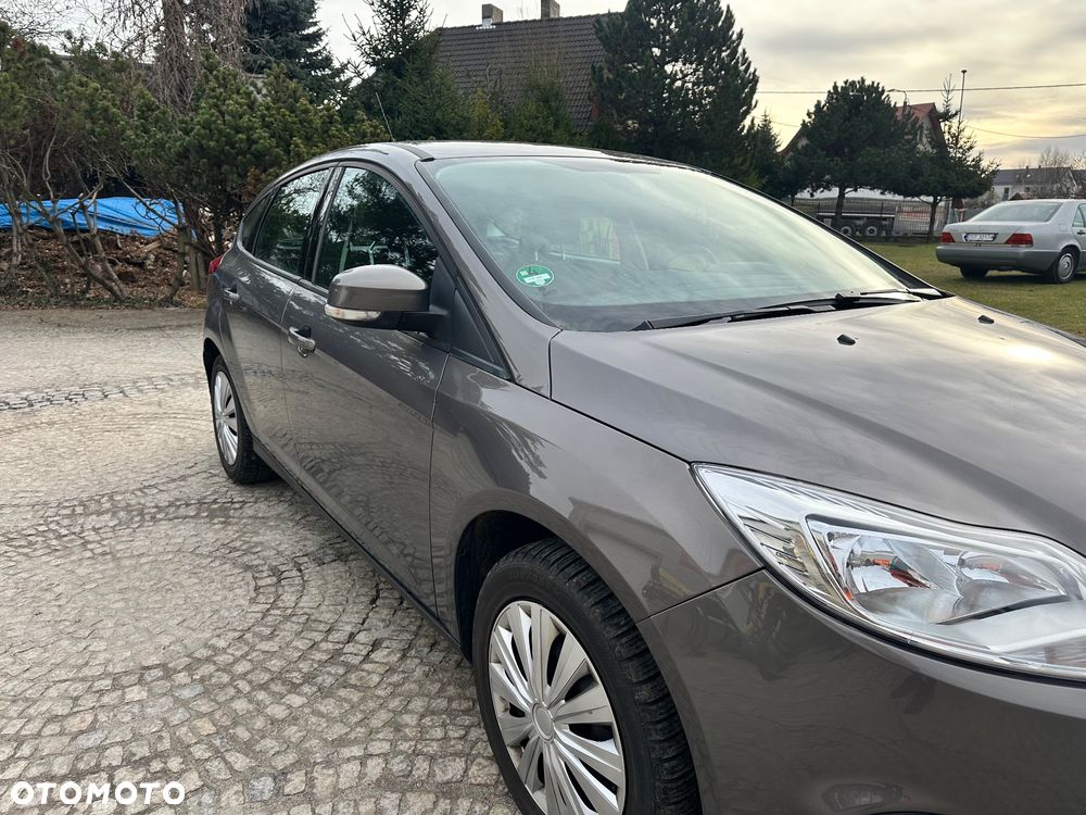 Ford Focus 1.6 Ambiente Start - 5