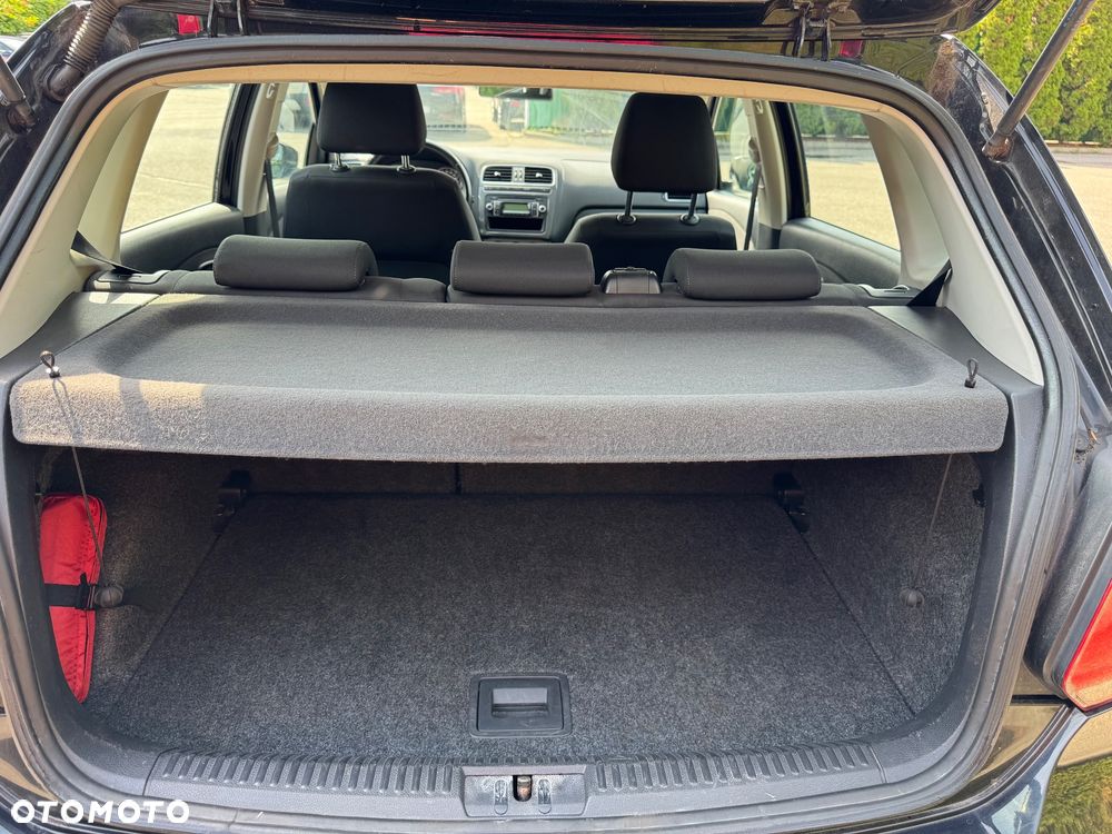Volkswagen Polo 1.4 FSI Highline - 16