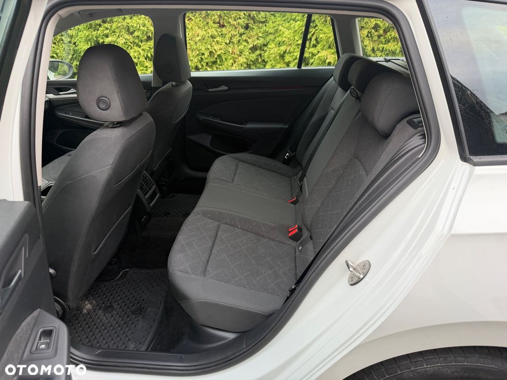 Volkswagen Golf - 36
