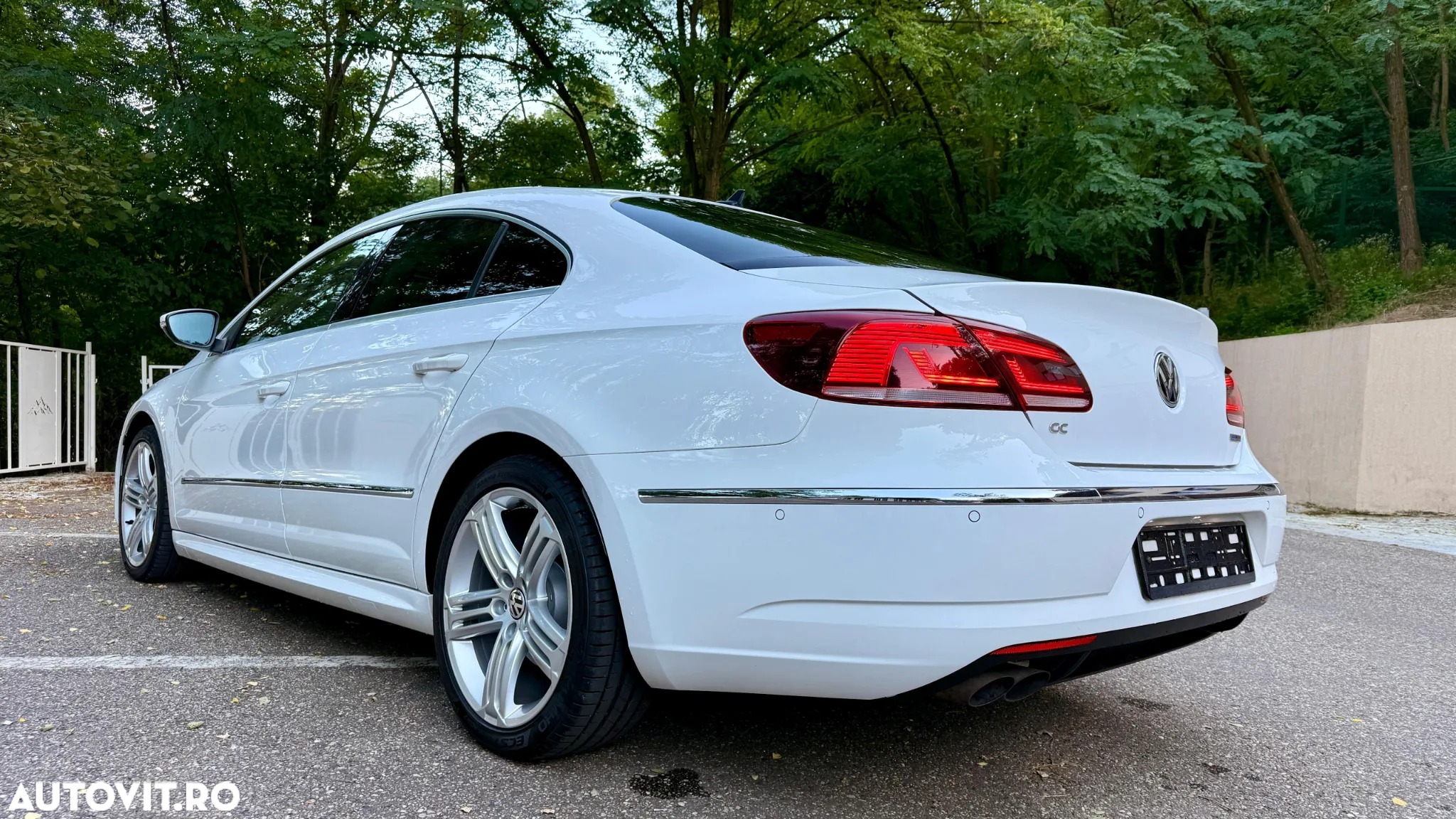 Volkswagen Passat CC 2.0 TDI BlueMotion Technology DSG - 5