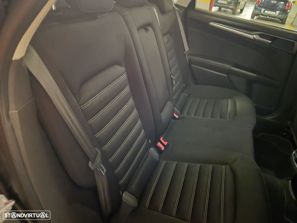 Ford Mondeo SW 1.5 TDCi Titanium ECOnetic - 32