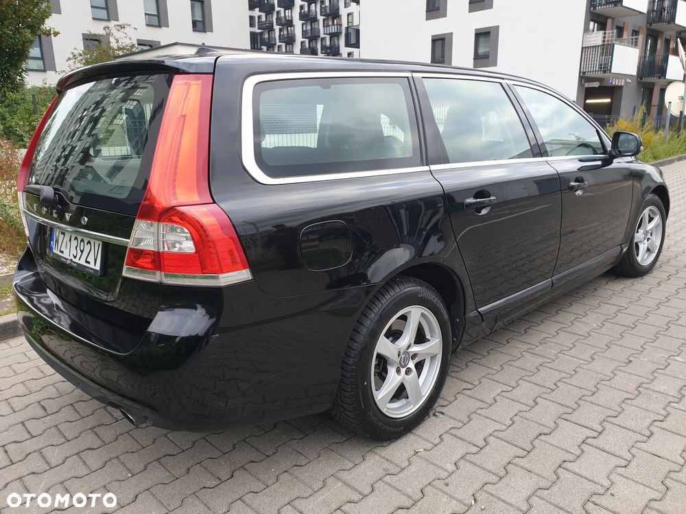 Volvo V70 - 3