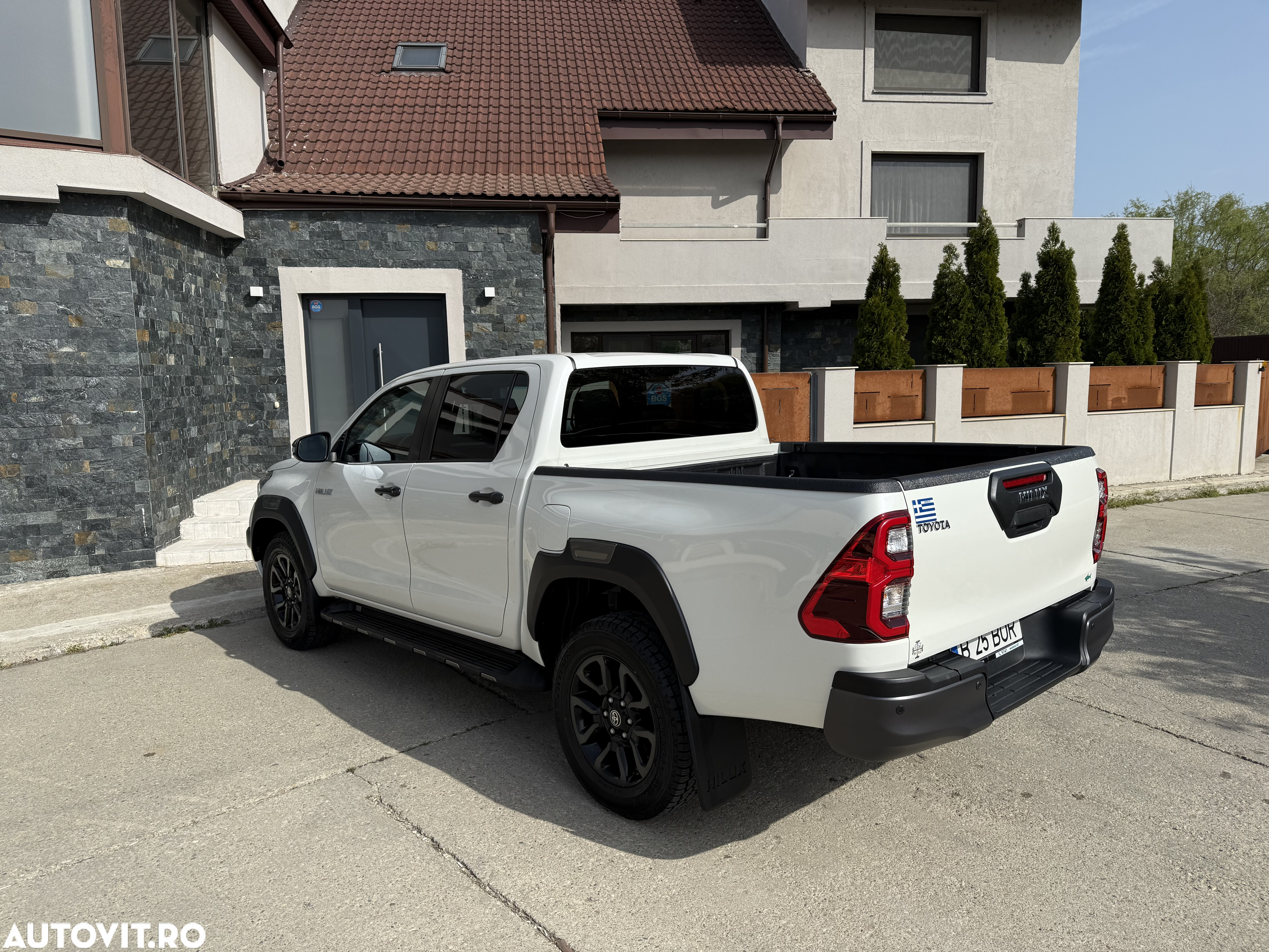 Toyota Hilux 2.8D 204CP 4x4 Double Cab AT Executive Color Edition - 5