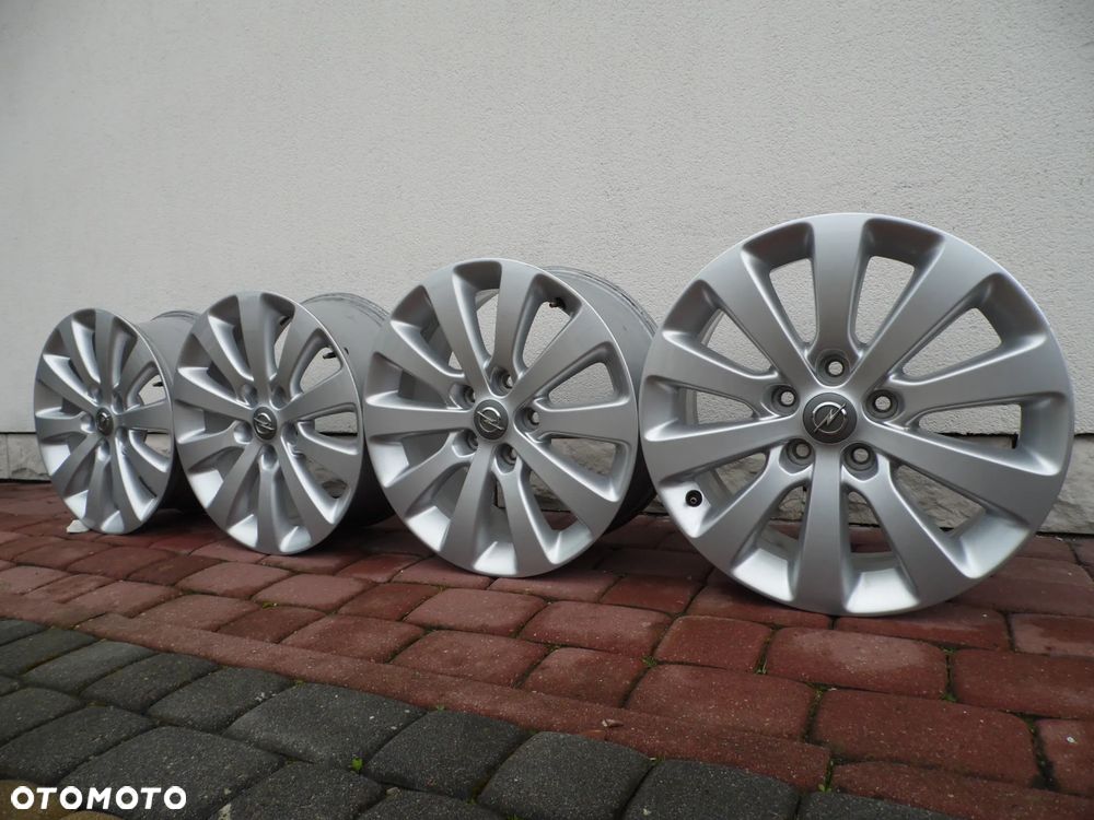 Felgi 17'' 5x115 Opel Astra J K Zafira C Antara - 2