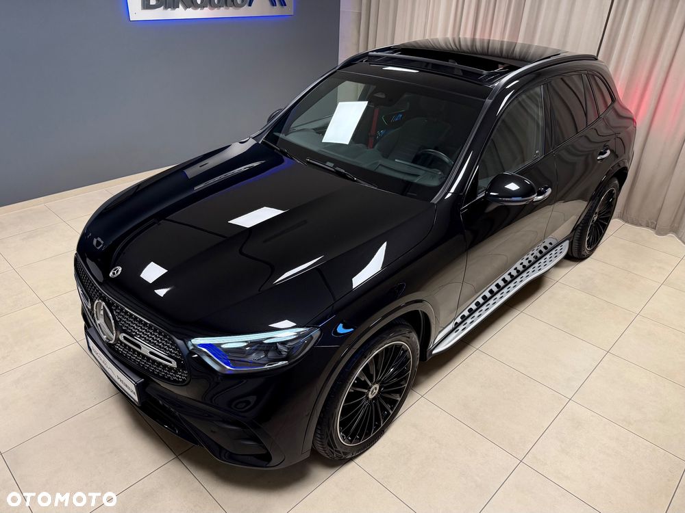 Mercedes-Benz GLC 300 mHEV 4-Matic AMG Line - 2