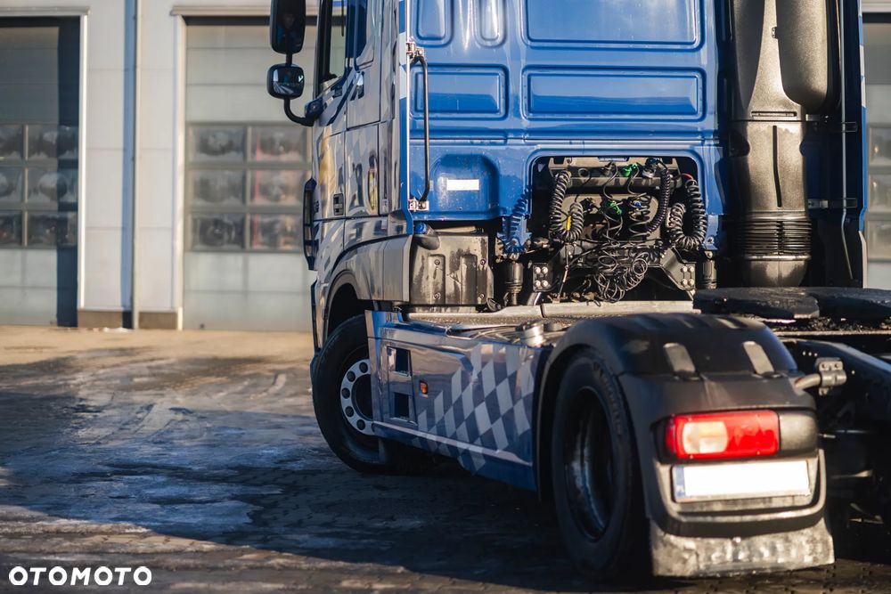 DAF 480 Super Space Cab - 4