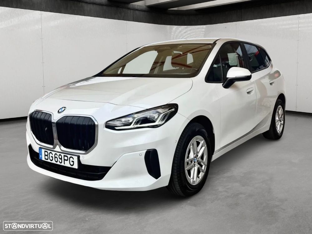 BMW 218 Active Tourer i Line Luxury Auto - 2