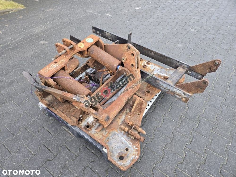 TUZ, przedni podnośnik, Massey Ferguson 6475 - 1
