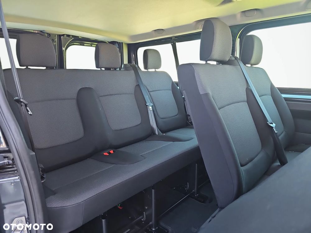 Renault Trafic 2.0 dCi EDC - 16