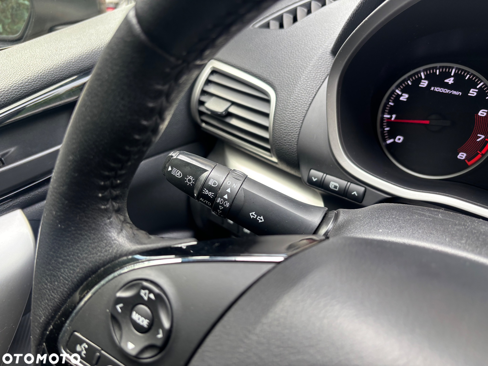 Mitsubishi Eclipse Cross 1.5 T Invite Plus CVT - 23