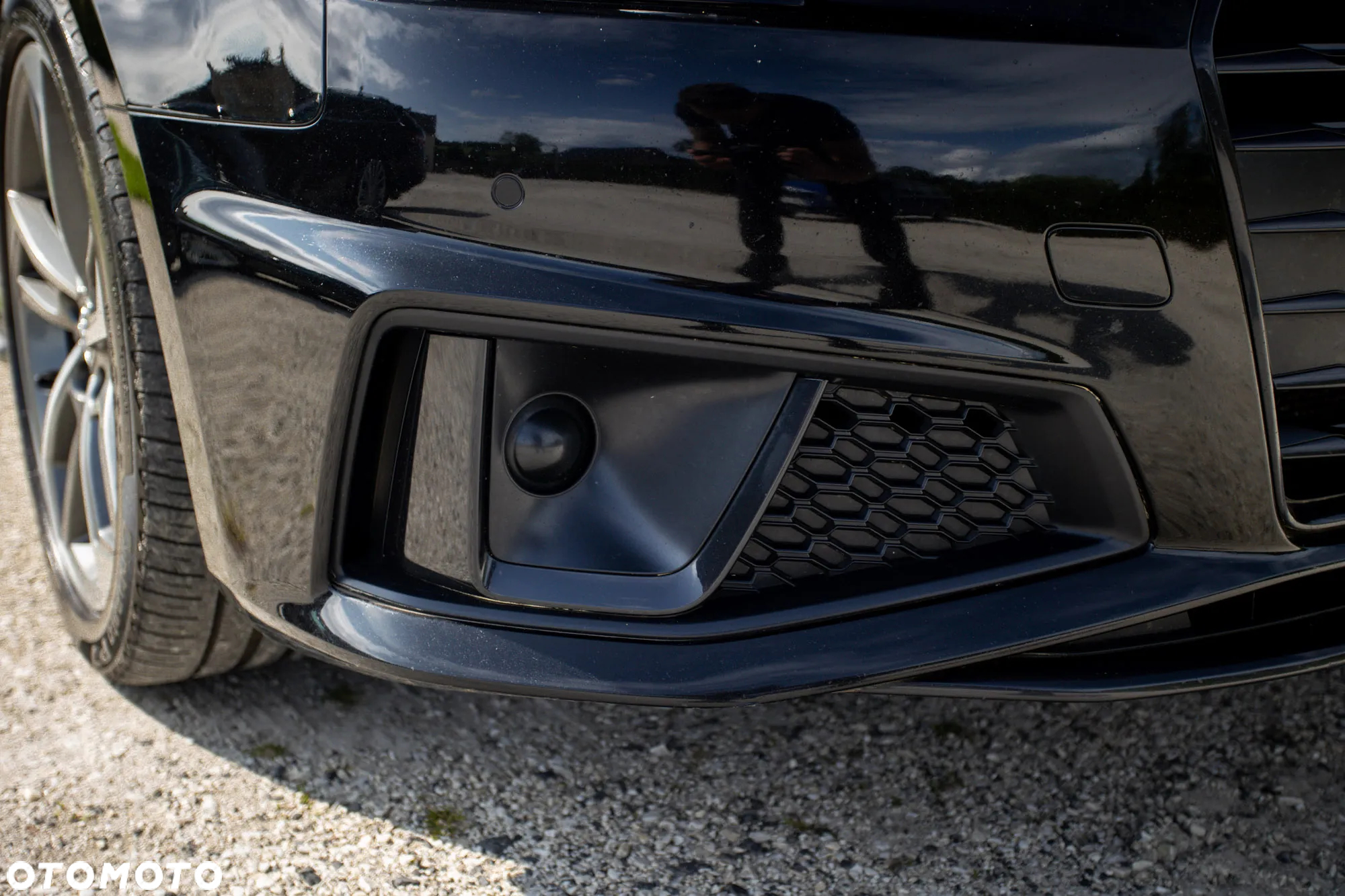 Audi A4 Avant 40 TDI S tronic S line - 16