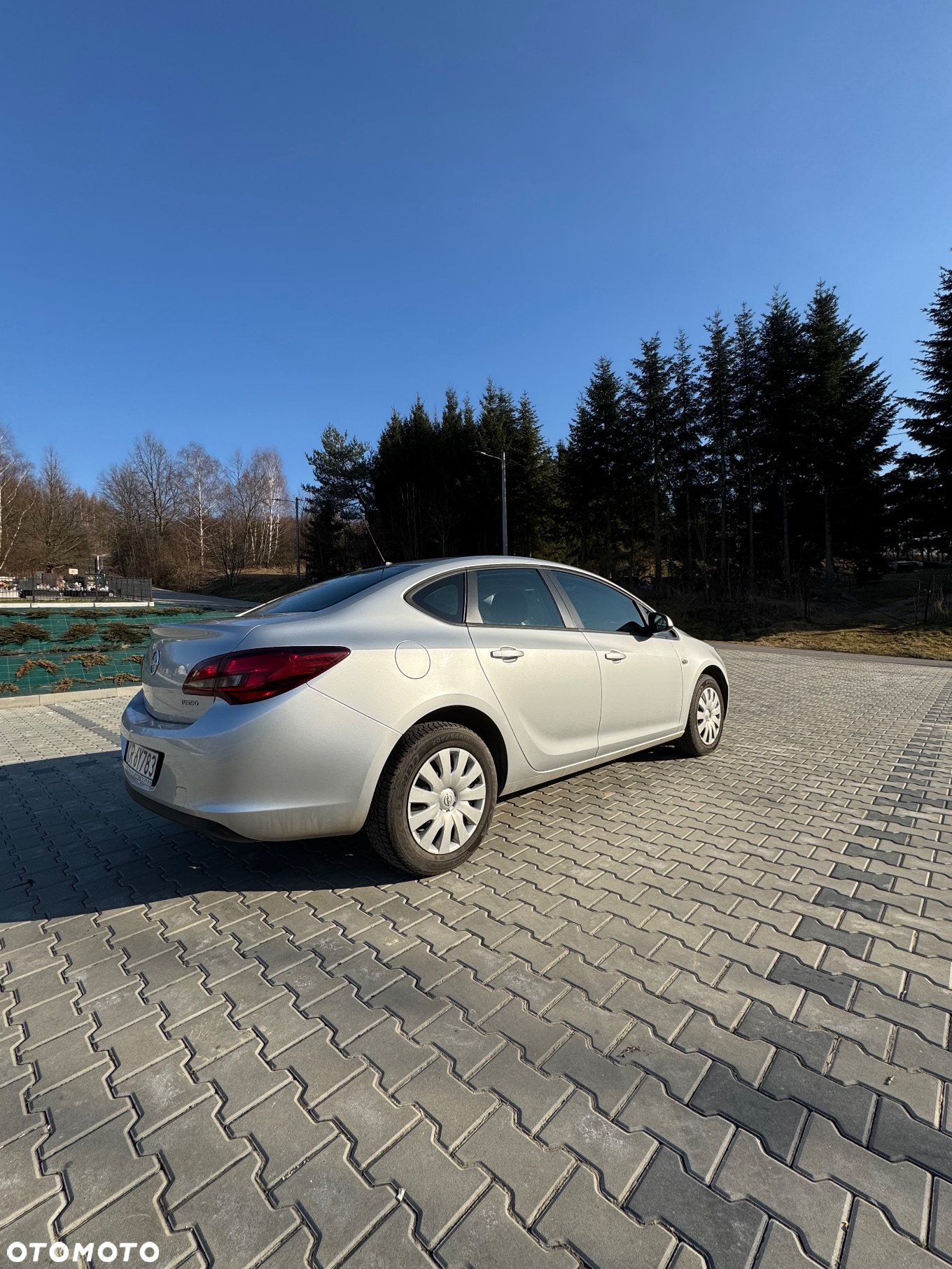 Opel Astra IV 1.4 T Enjoy EU6 - 6