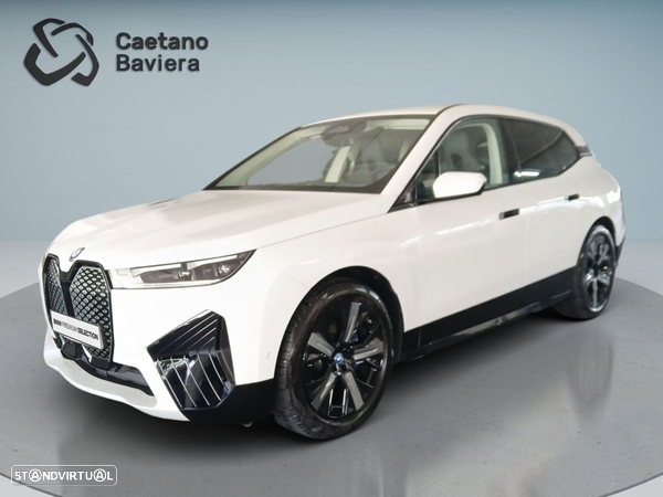 BMW ix xDrive 40 Pack Desportivo