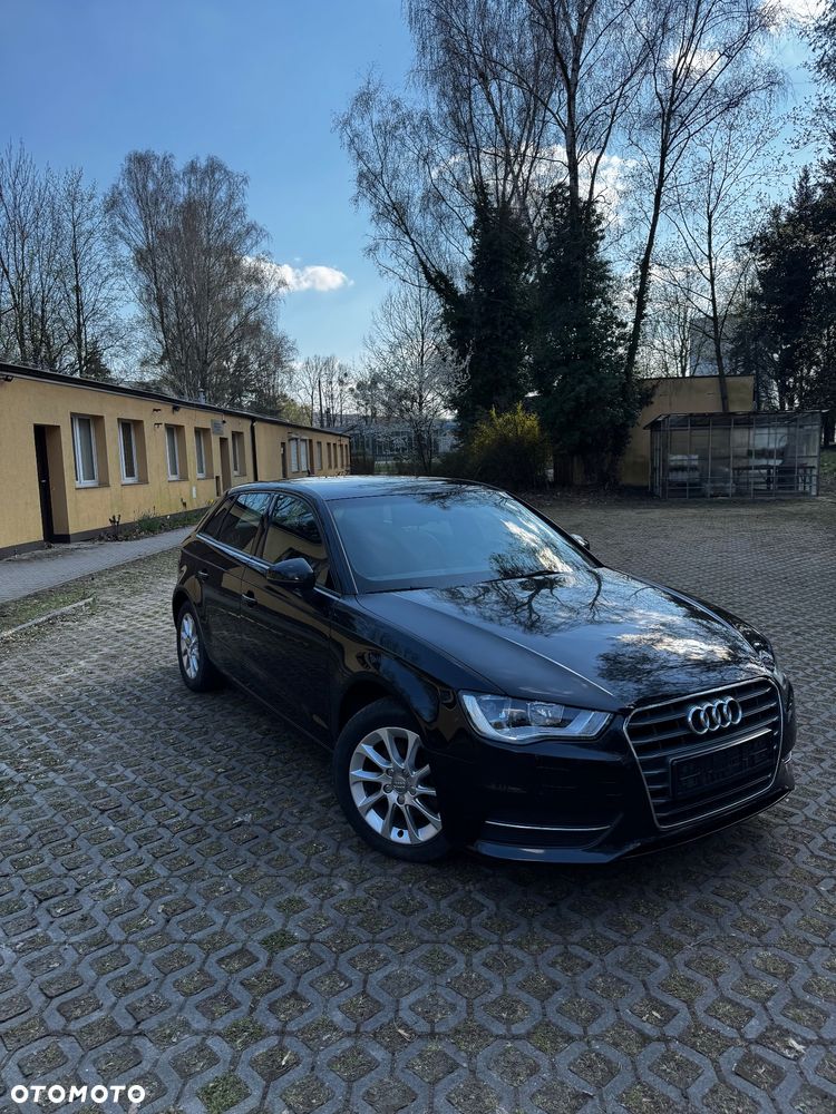 Audi A3 Sportback 1.4 TFSI S tronic Ambiente - 1