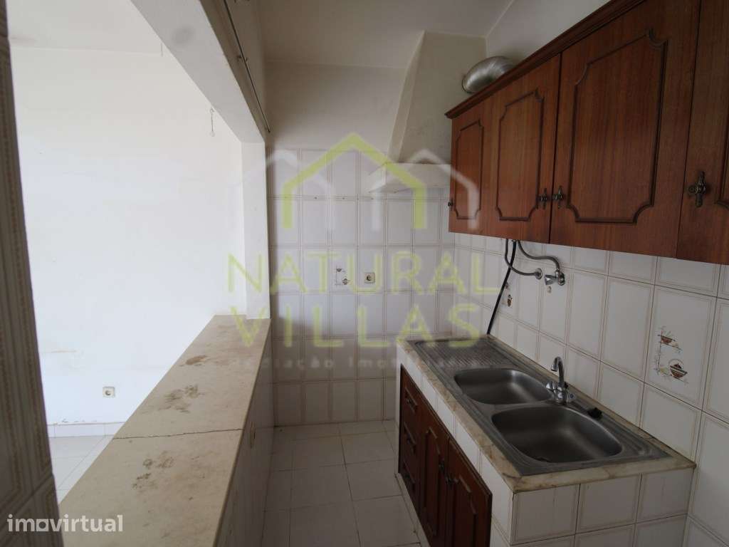 Casa para recuperar com grande potencial de ampliação - Gambelas, Faro - Grande imagem: 4/8