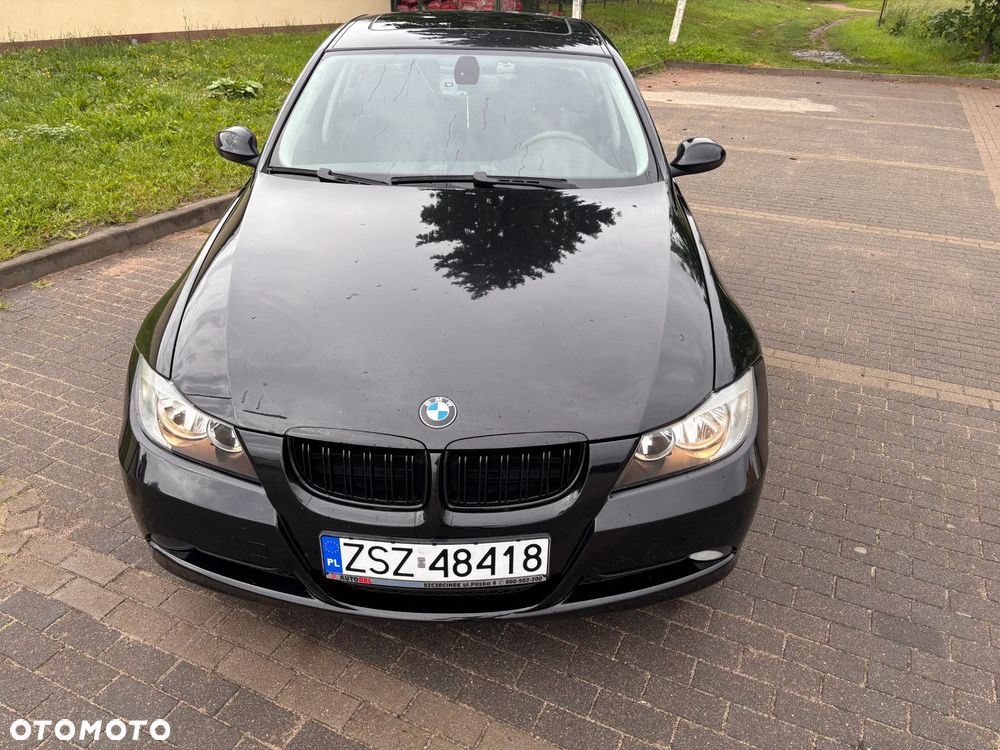 BMW Seria 3 318d - 3
