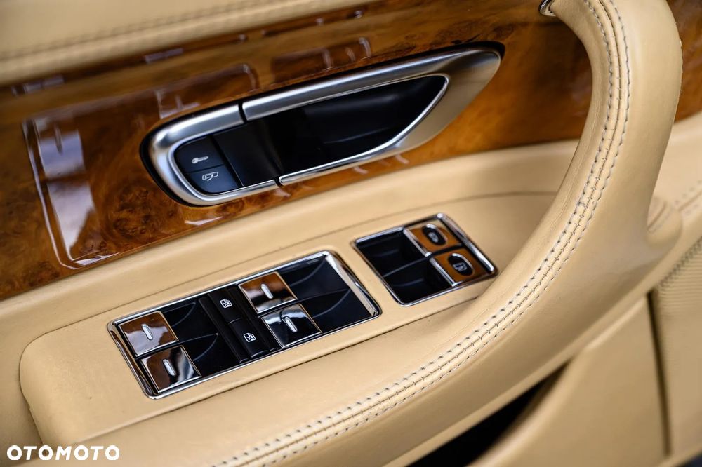 Bentley Continental GT - 23