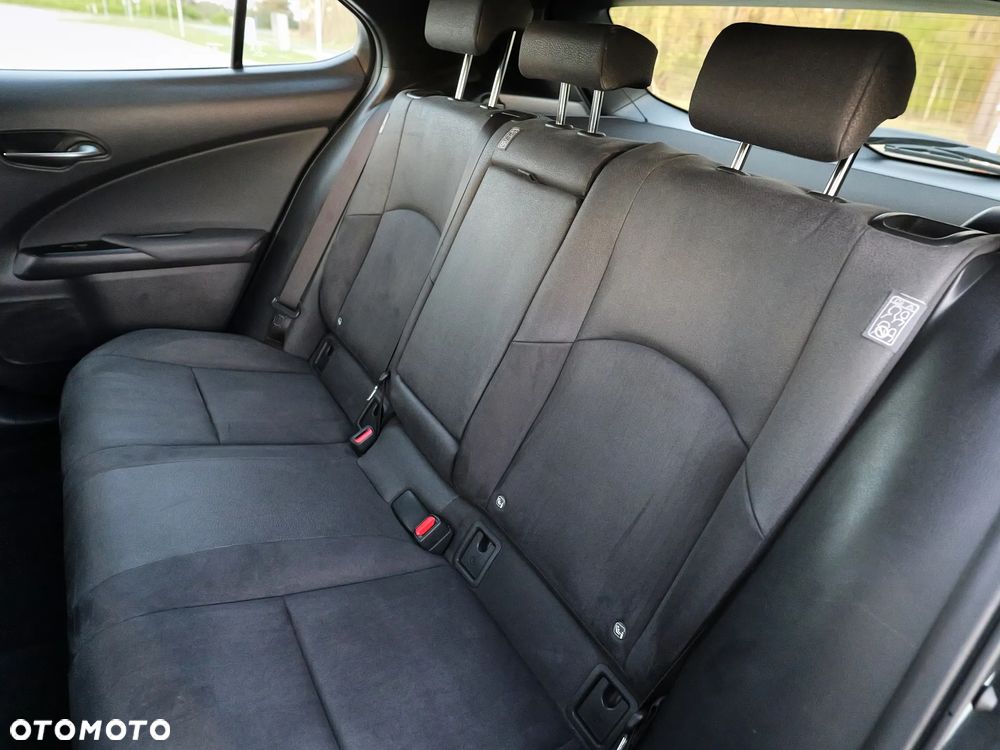 Lexus UX 250h GPF Elegance 2WD - 27