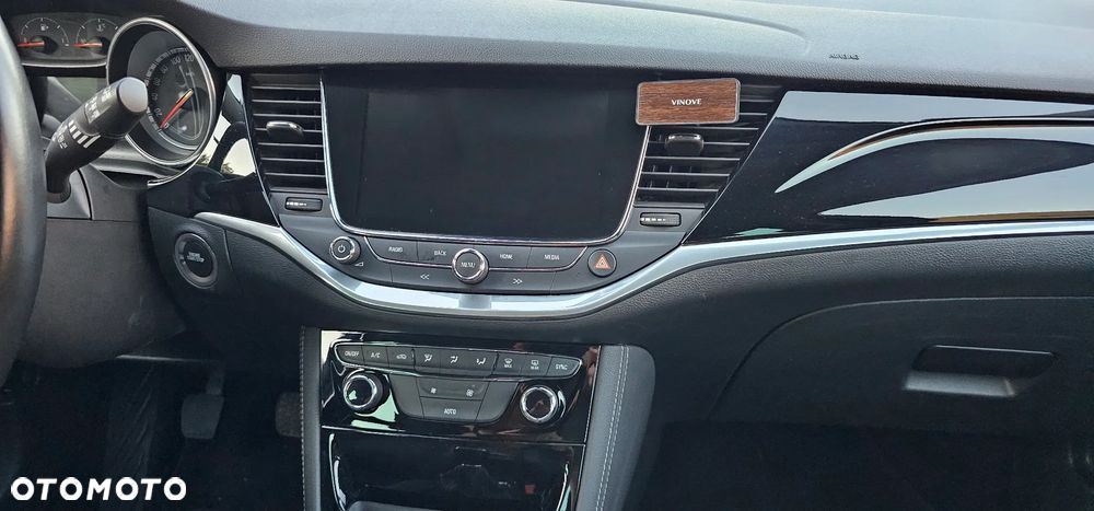 Opel Astra 1.4 Turbo Start/Stop Dynamic - 10