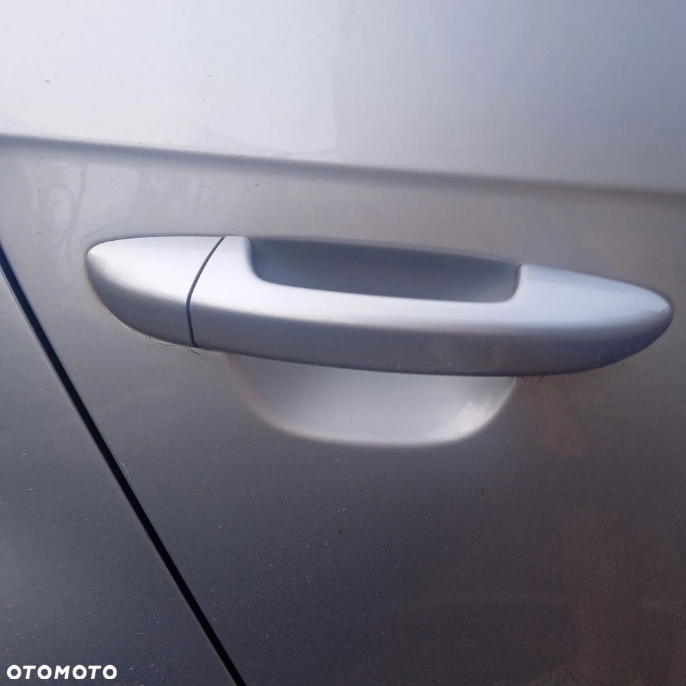 Volkswagen Passat 2.0 TDI Comfortline - 37