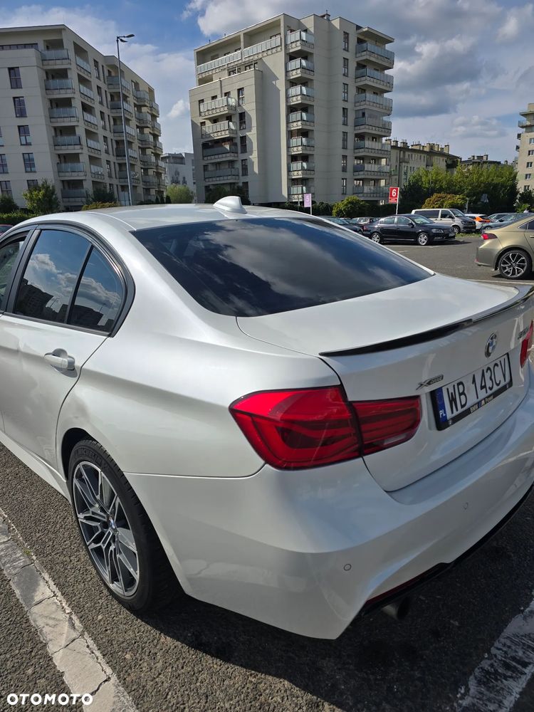BMW Seria 3 320i xDrive - 6