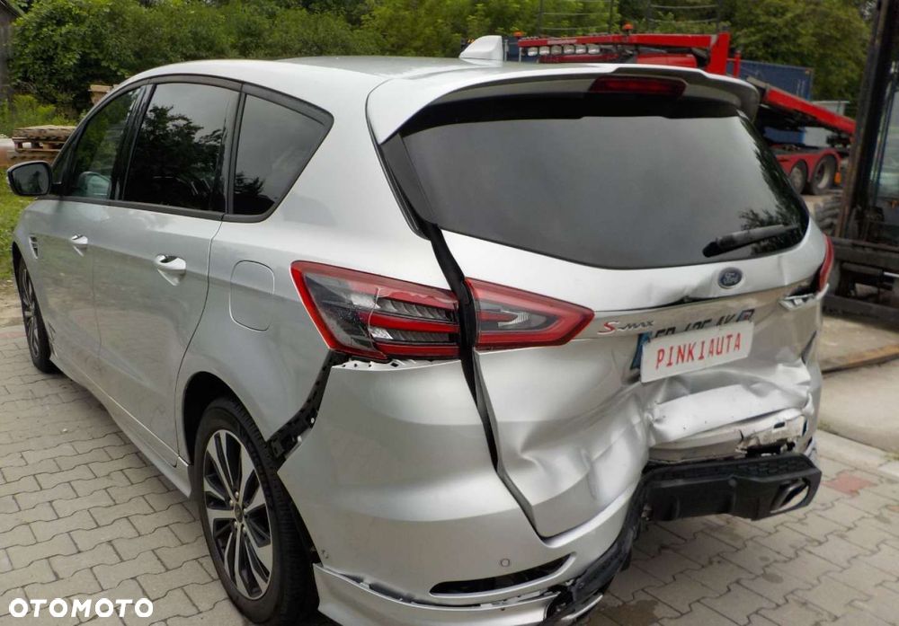 Ford S-Max - 7
